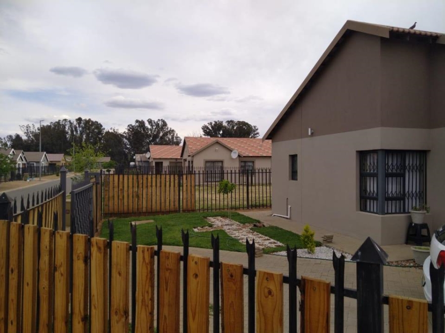 3 Bedroom Property for Sale in Heidedal Free State